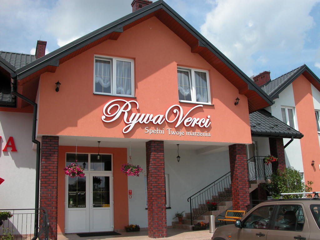 Hotel Restauracja Lorenzo Stopnica Екстериор снимка